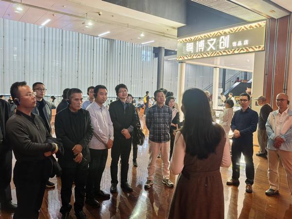在广东省博物馆开展调研.jpg