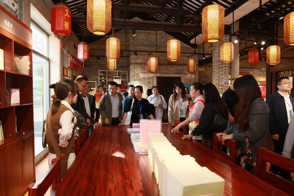 图片3 文化和旅游志愿服务实地调研.jpg